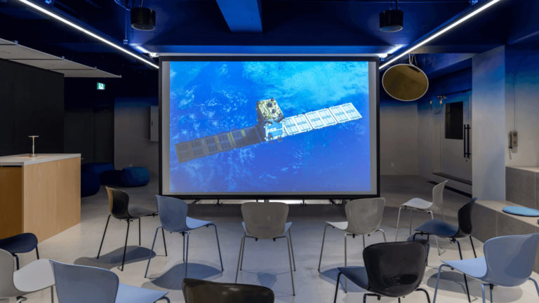 About us & Our team Synspective