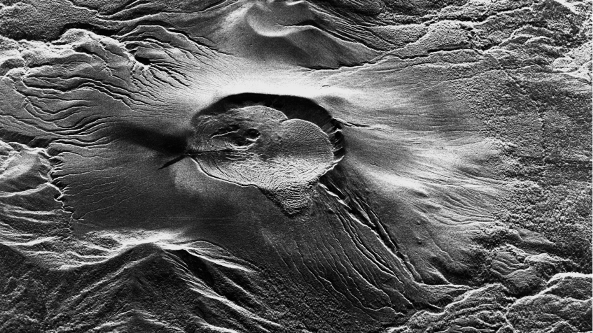 High-Frequency, High-Resolution Observation of Shinmoedake's